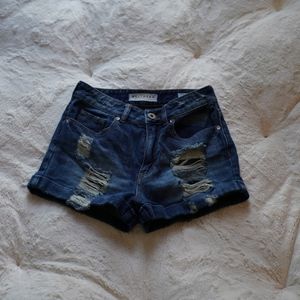 PacSun Bullhead distressed shorts